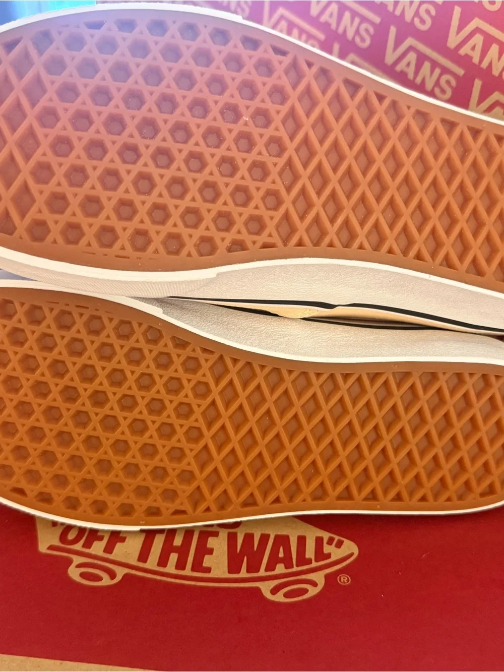 BRAND NEW Vans Honey Peach Authentic sneaker Mens 8/Womens 9.5